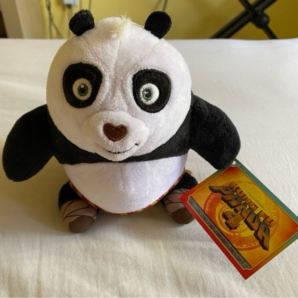 Po Plush Toy From Dream Works
Kung Fu Panda 4 (NEW)
